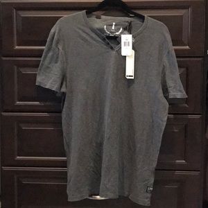 Mens short sleeved tee.